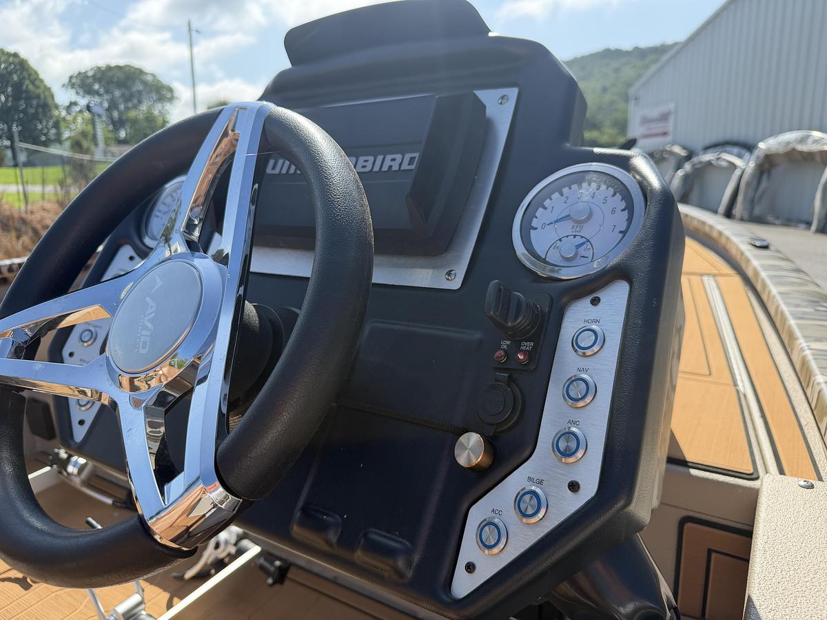 Used 2023 Avid Boats 18XC Crappie
