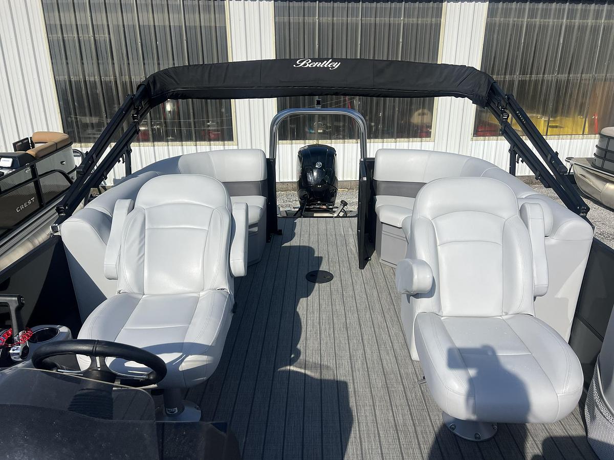 Used 2023 Bentley Pontoons Legacy 200 Navigator