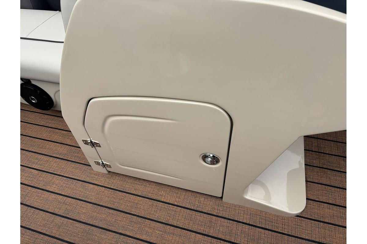 2026 Bentley Pontoons Legacy 220 DL Navigator