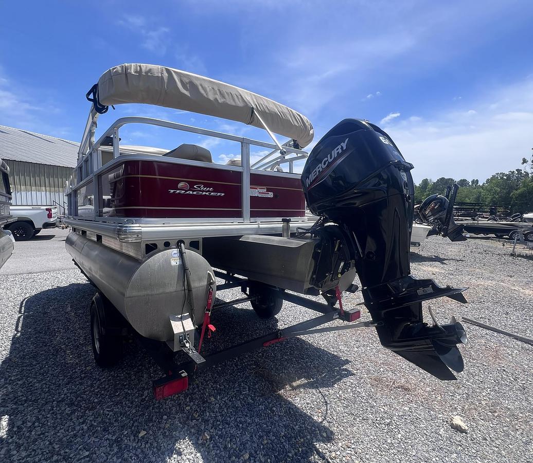 Used 2021 SunTracker Bass Buggy 18
