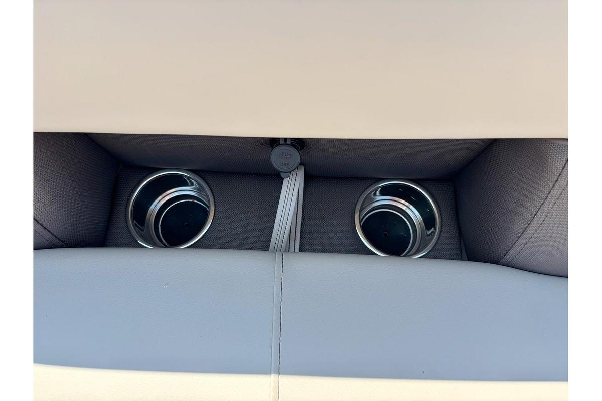 2026 Bentley Pontoons Legacy 223 Swingback