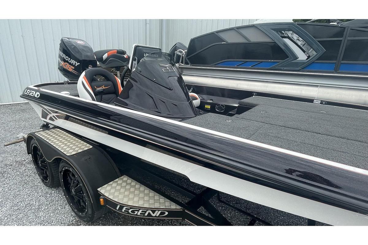 Used 2017 Legend V20