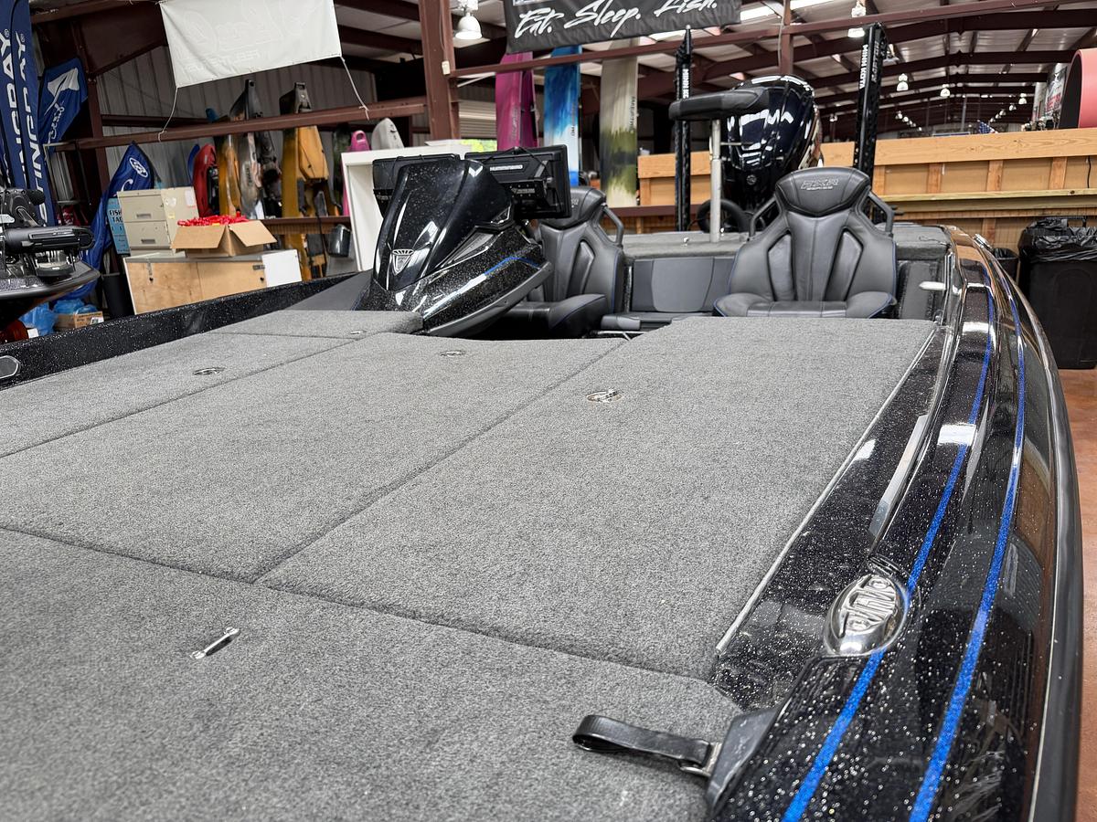 Used 2025 Skeeter FX21LE
