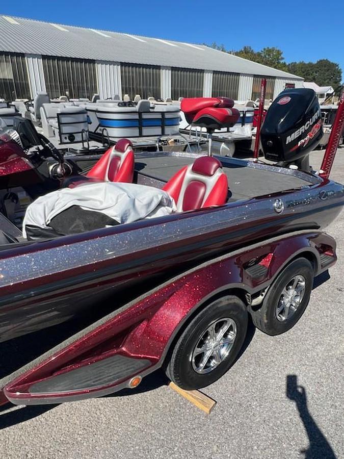 Used 2014 Ranger Boats Z521