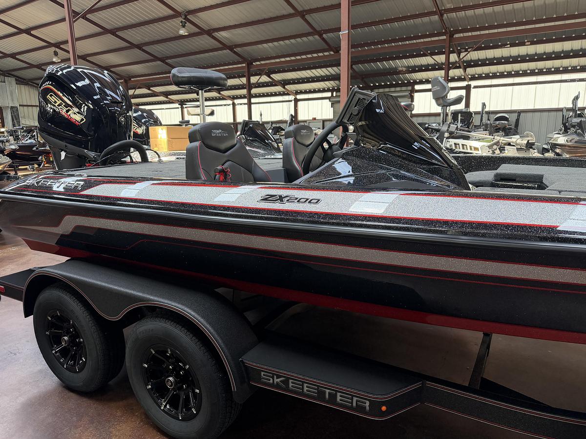 2027 Skeeter ZX200