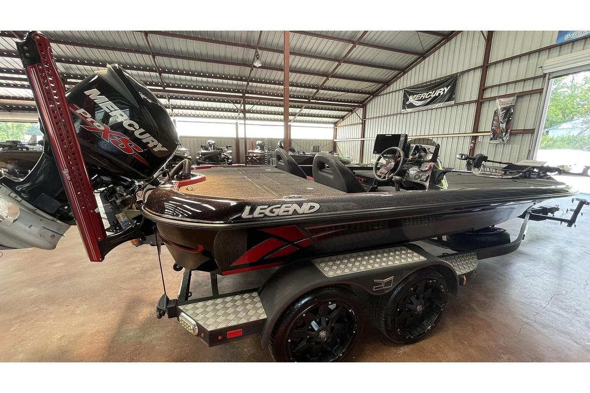 Used 2015 Legend V20