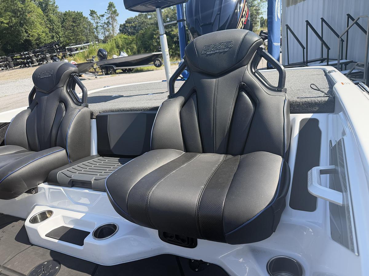 Used 2023 Skeeter FXR21LE
