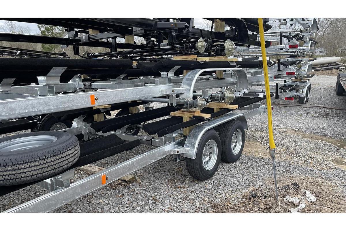 2023 Marine Master 25ft Tandem Pontoon Trailer