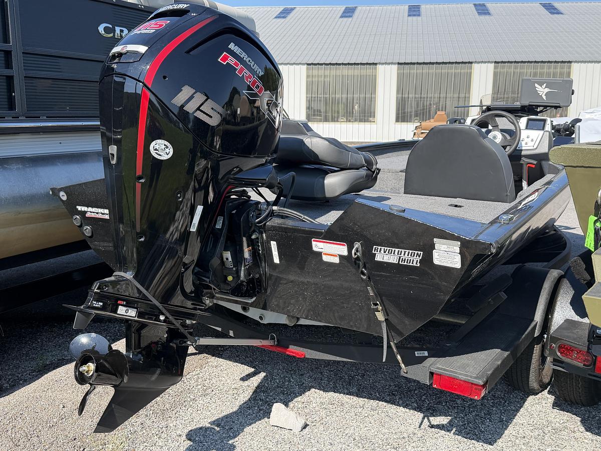 Used 2025 Tracker Pro Team 190