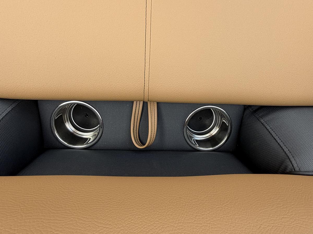 2027 Bentley Pontoons Legacy 223 Swingback