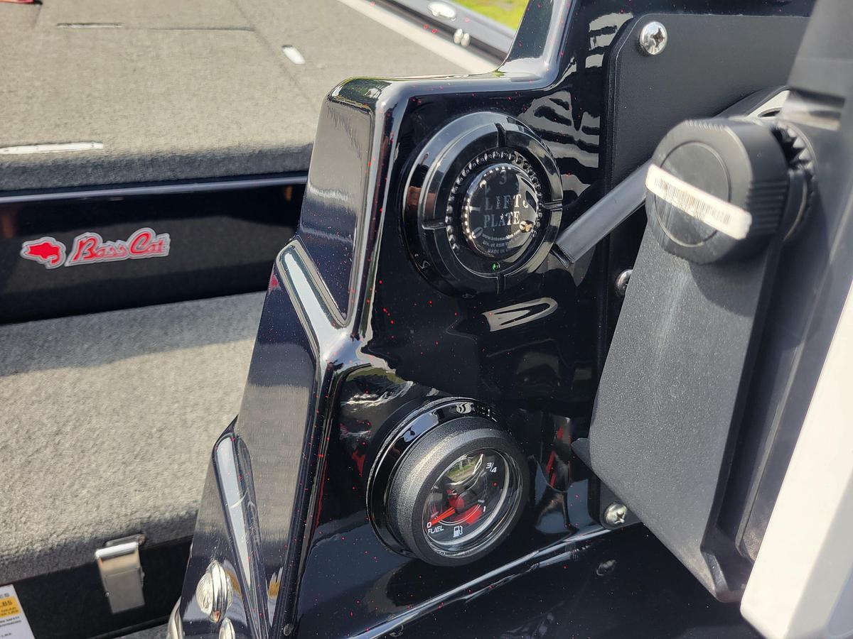 Used 2025 Bass Cat Jaguar