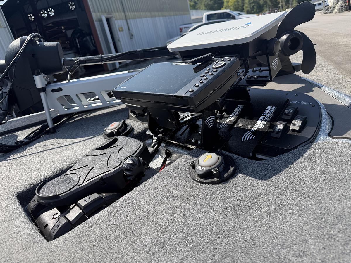 Used 2023 Falcon F205