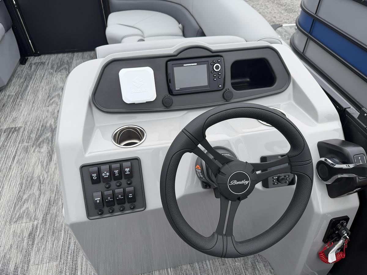 2026 Bentley Pontoons Bolt 200