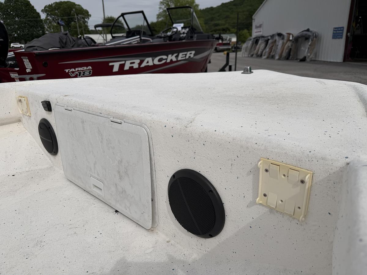Used 2000 Palm Beach BayDancer 167