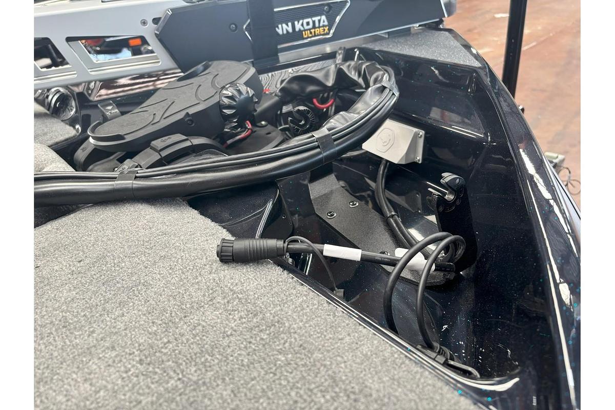 2025 Bass Cat Caracal STS