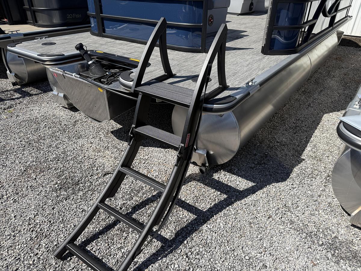 2026 Bentley Pontoons Legacy 200 Cruise