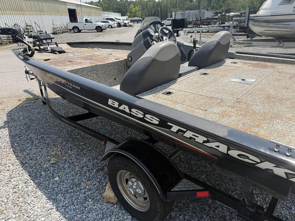 Used 2015 Tracker Pro Team 175 TXW