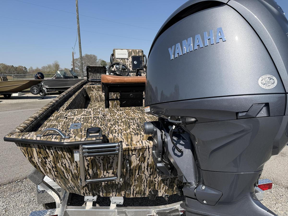 2026 Avid Boats 20CC Rogue