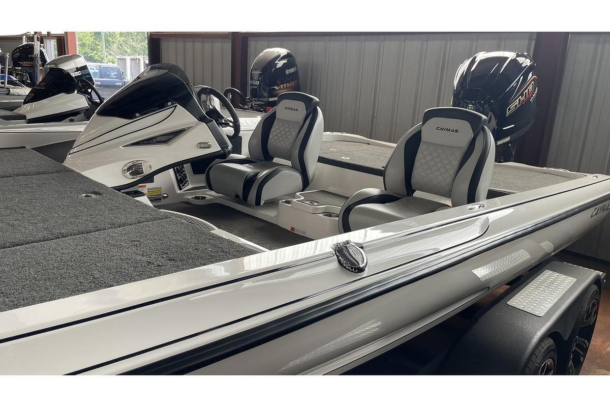 Used 2022 Caymas CX19