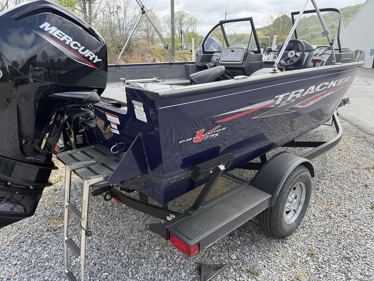 Used 2023 Tracker Pro-Guide V175