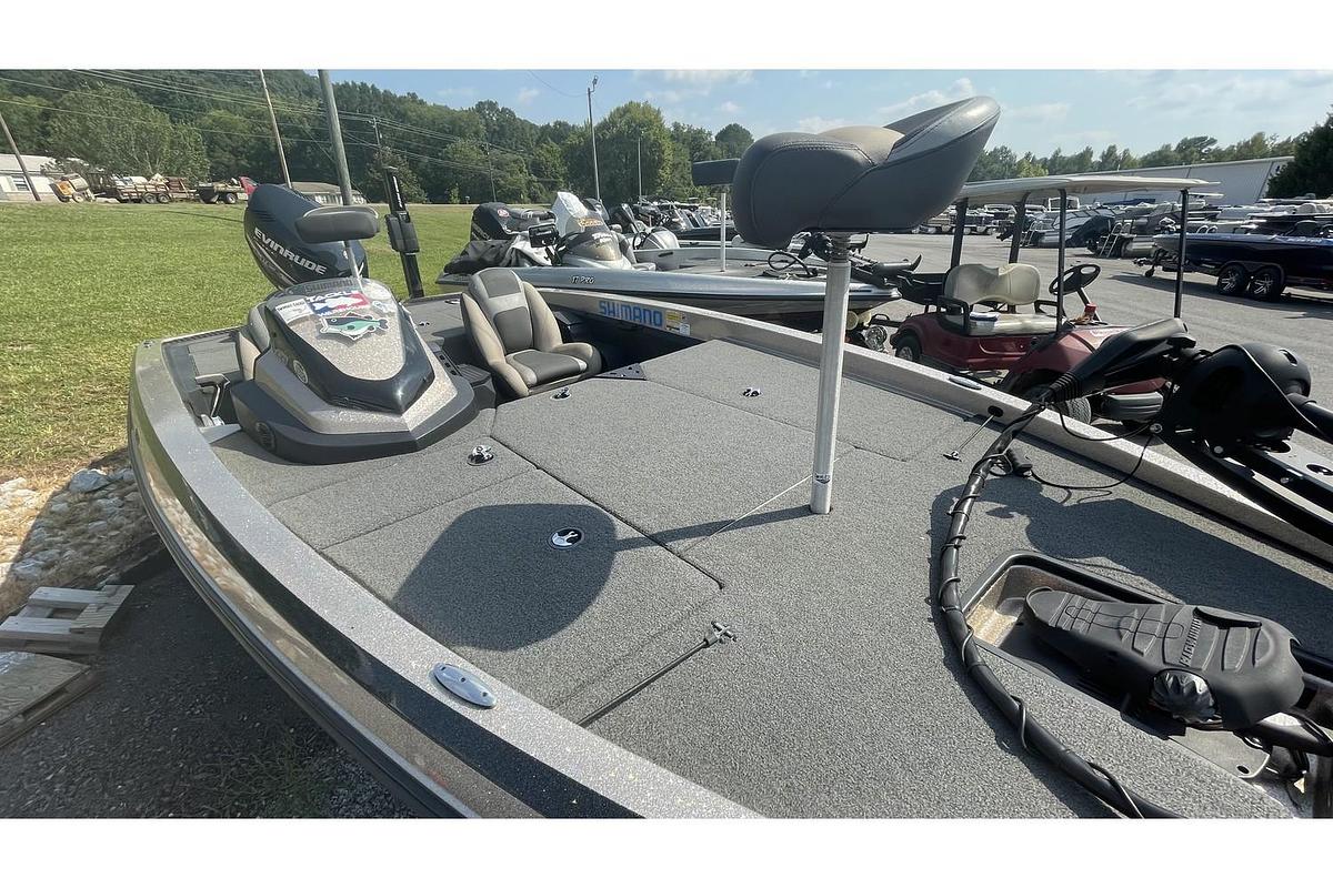 Used 2014 Stratos 189 VLO