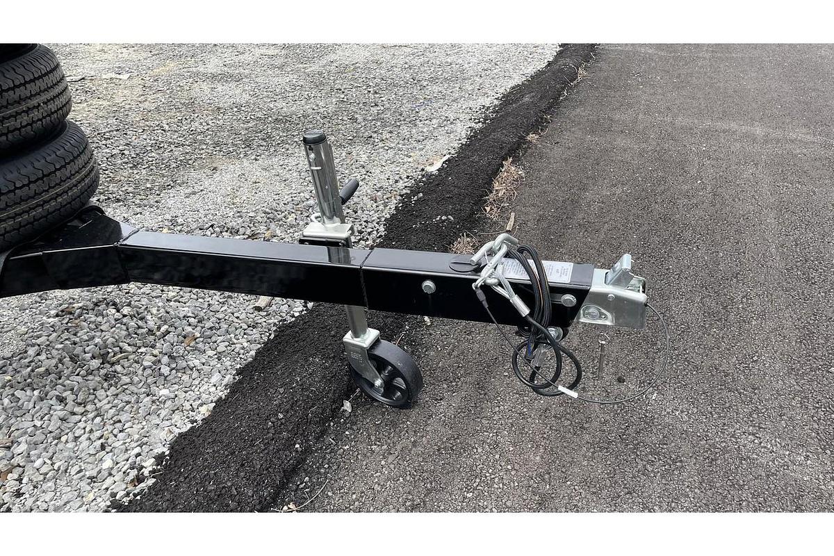 2023 Marine Master 23ft Tandem Pontoon Trailer