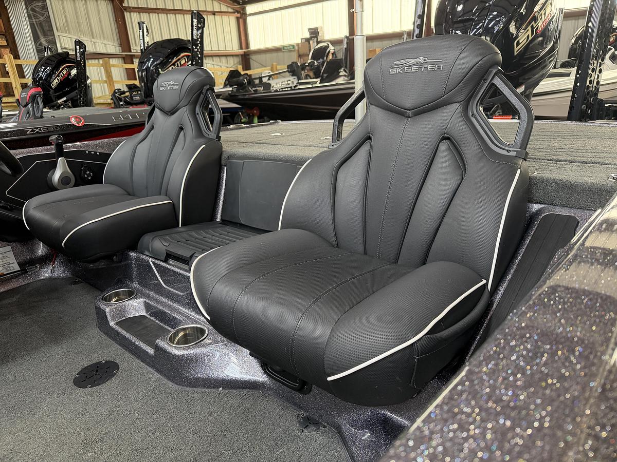 Used 2024 Skeeter ZXR20