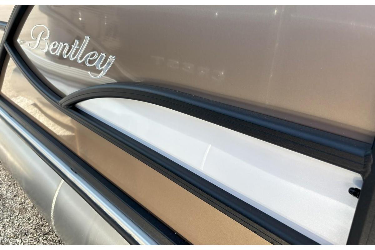2026 Bentley Pontoons Fish 200 CW