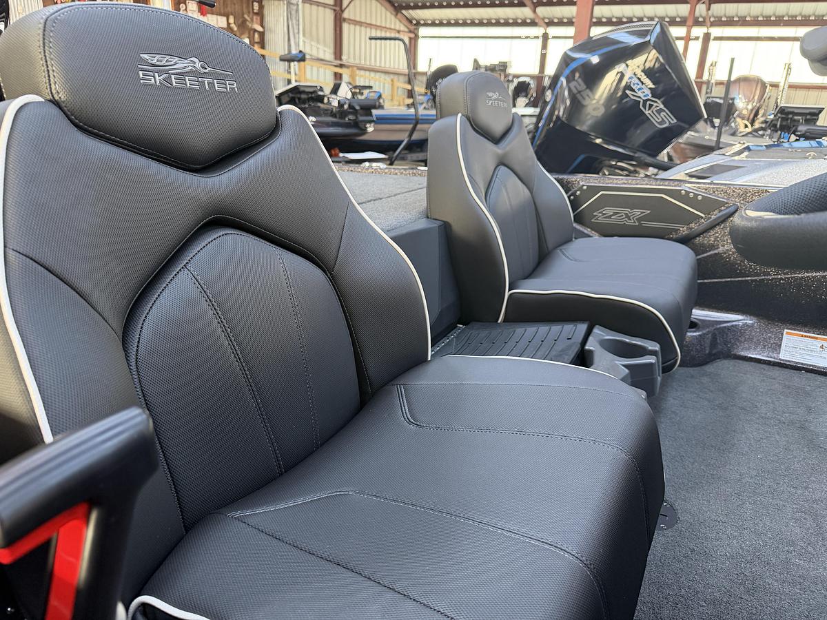 Used 2025 Skeeter ZX200