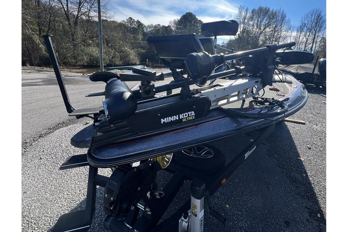 Used 2019 Triton Boats TRX20 Dual Console