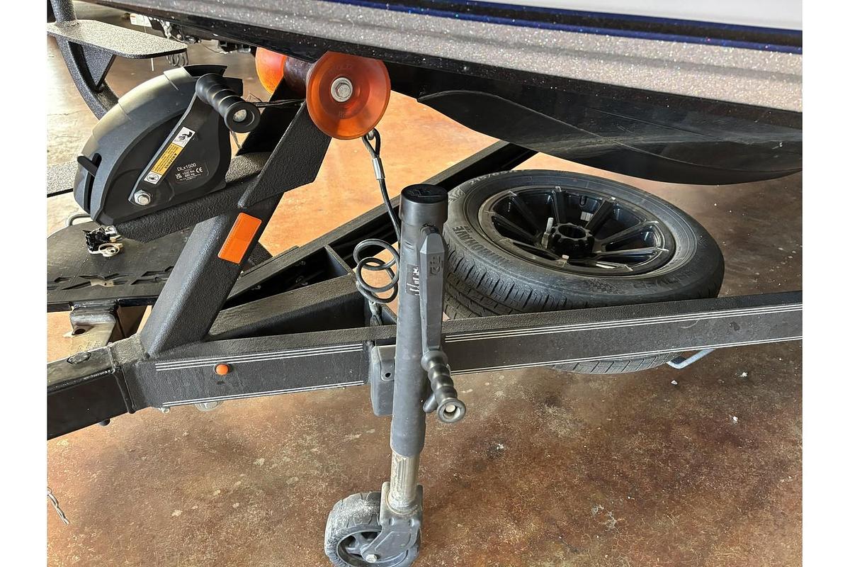 Used 2025 Skeeter FXR21 DUAL CONSOLE