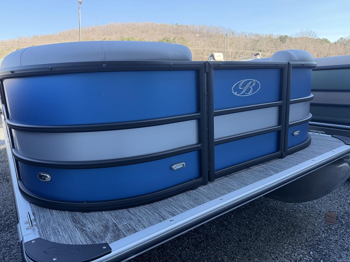 2026 Bentley Pontoons Legacy 200 Cruise