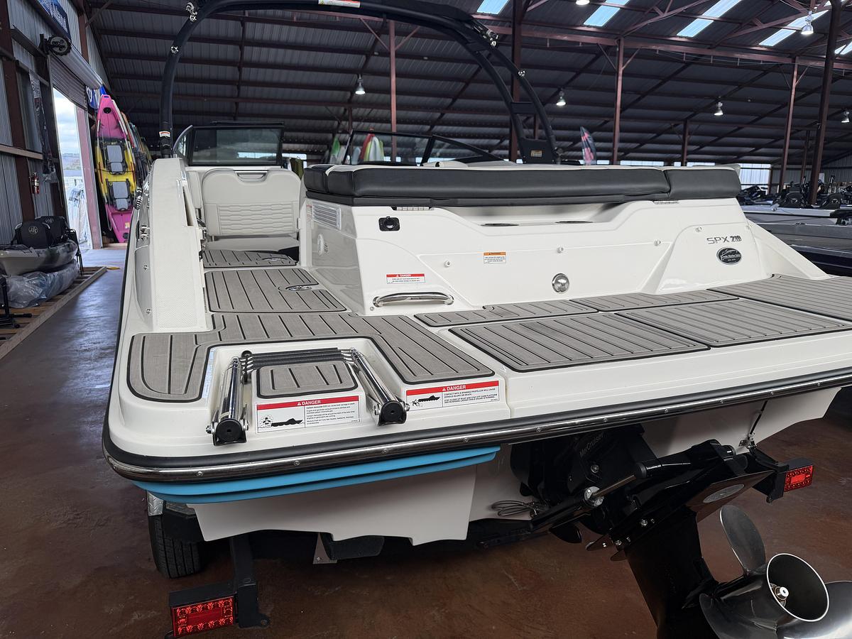Used 2024 SeaRay SeaRay SPX210