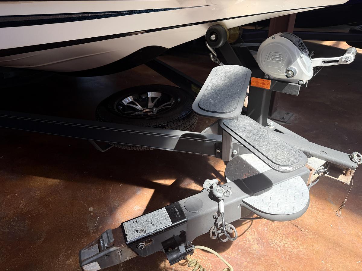 Used 2016 Skeeter ZX250