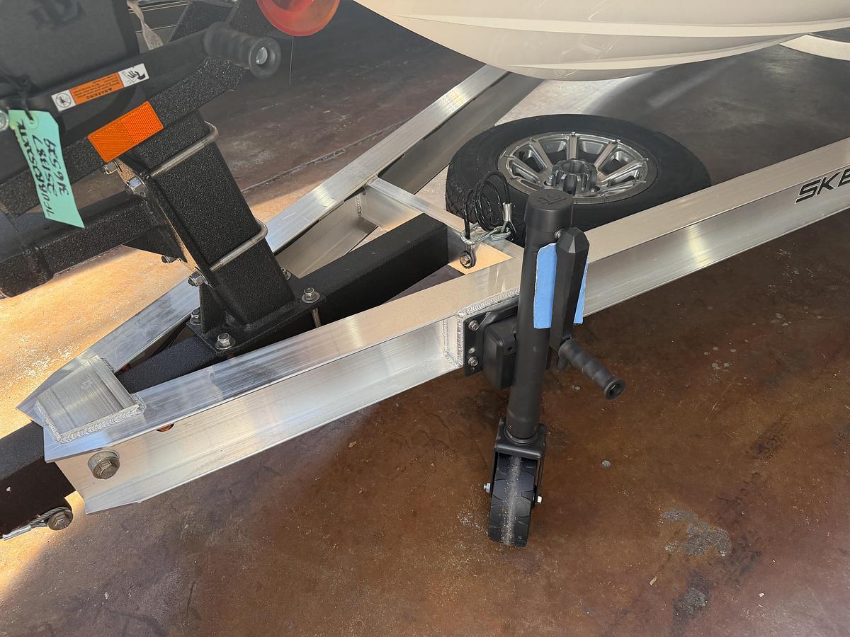 2026 Skeeter SX221 BAY