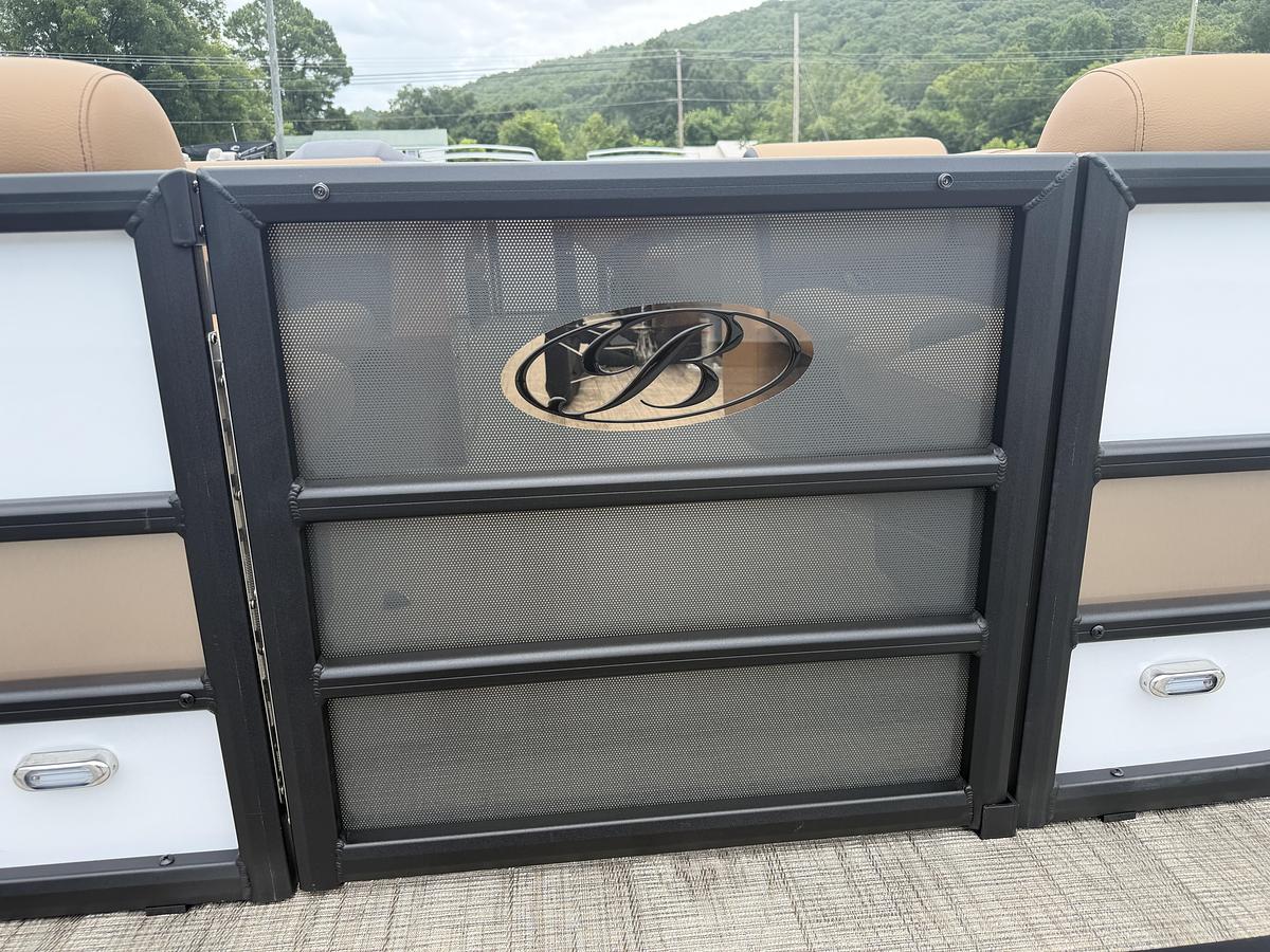 2027 Bentley Pontoons Legacy 223 Navigator