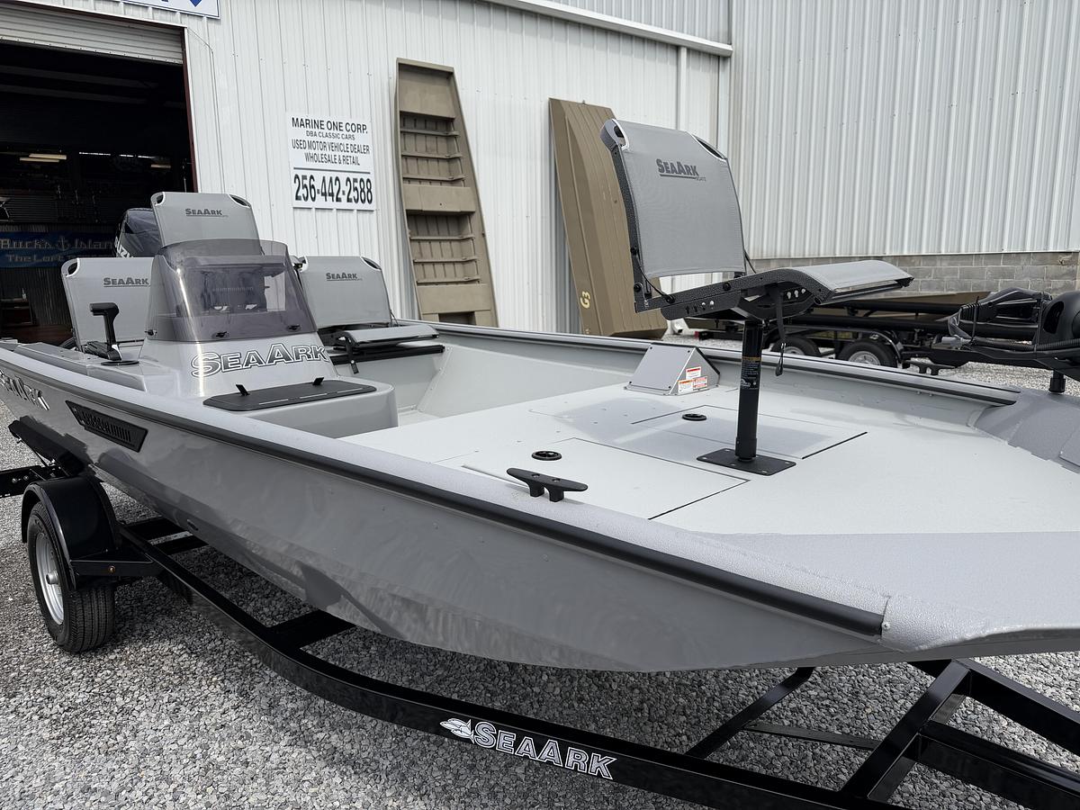 2027 SeaArk Shadow 17SC