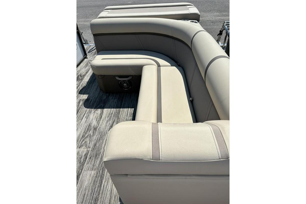 2024 Crest Pontoons Classic LX 200L