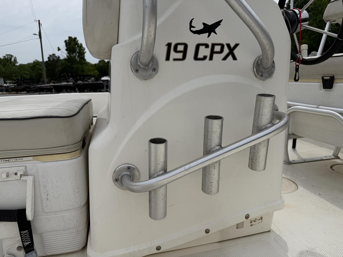 Used 2017 Mako  Skiff 19 CPX