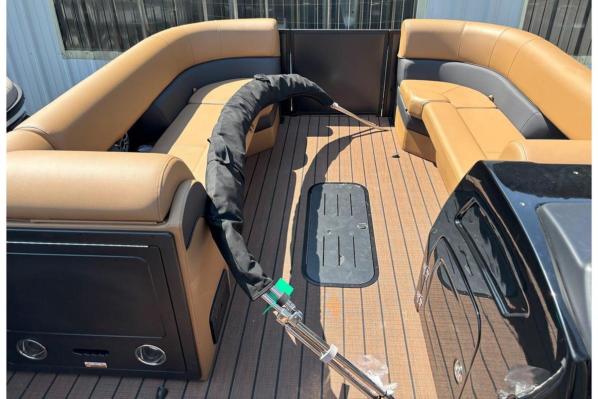 2026 Bentley Pontoons Elite 253 DC Swingback