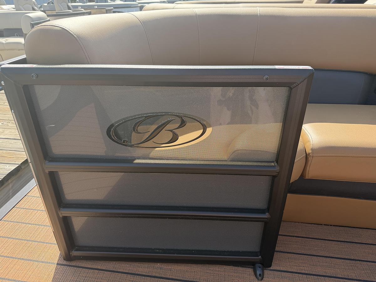 2026 Bentley Pontoons Elite 253 DC Swingback