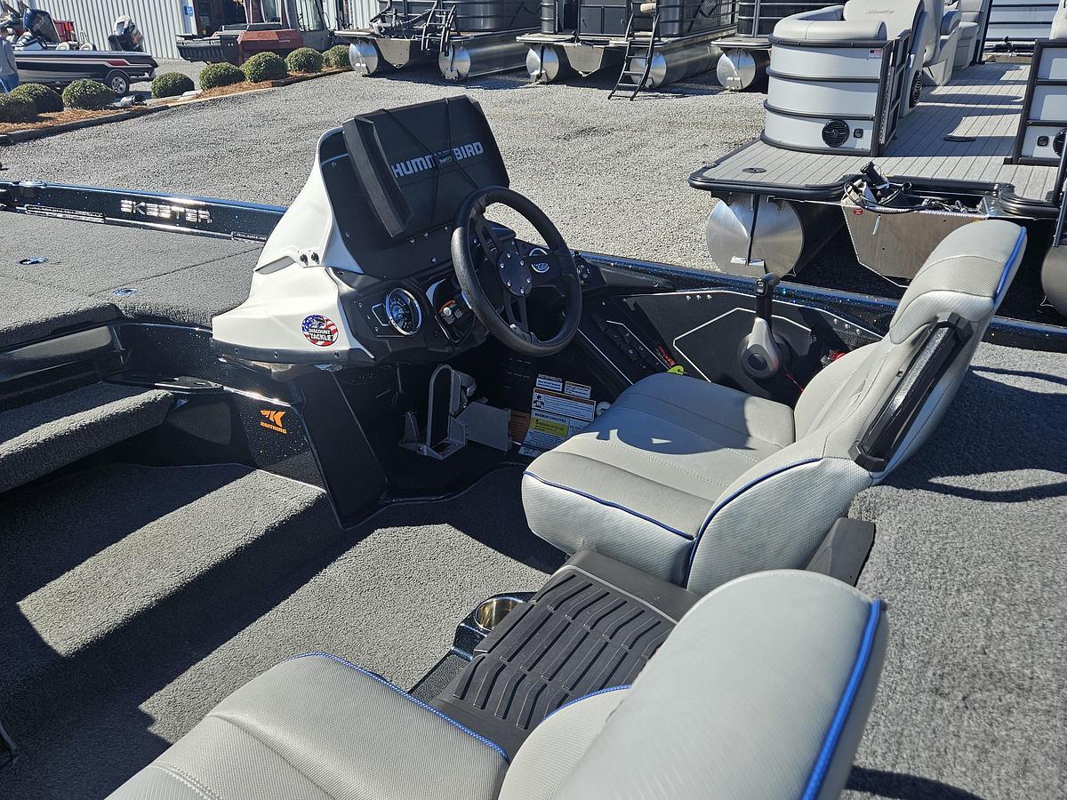 Used Used 2022 Skeeter ZXE21 powered by Yamaha VF250LB. 2022 Skeeter Tandem Axle Trailer.