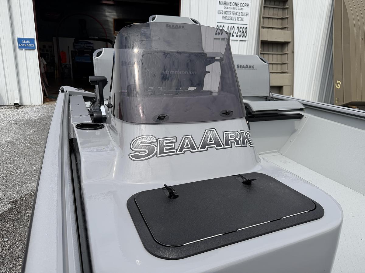 2027 SeaArk Shadow 17SC