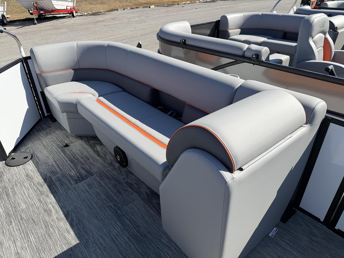 2026 Bentley Pontoons Bolt 223