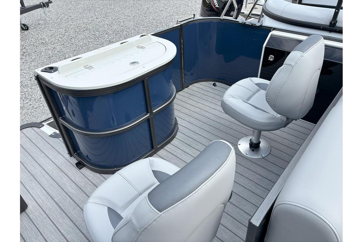2025 Bentley Pontoons Fish 200 4 PT