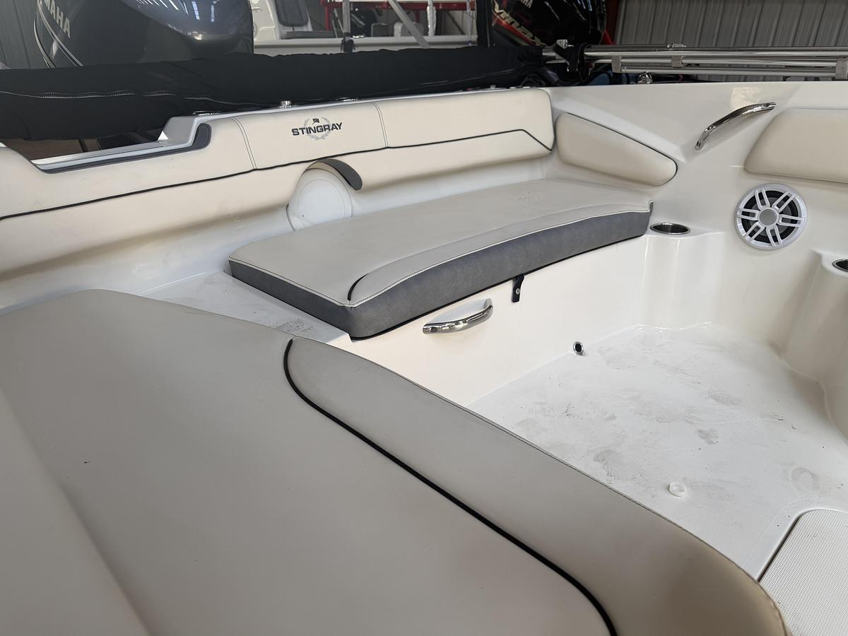 Used 2023 Stingray 18SC