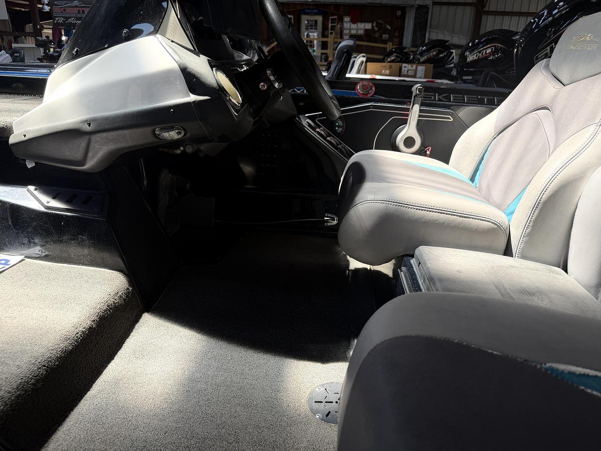 Used 2016 Skeeter ZX250
