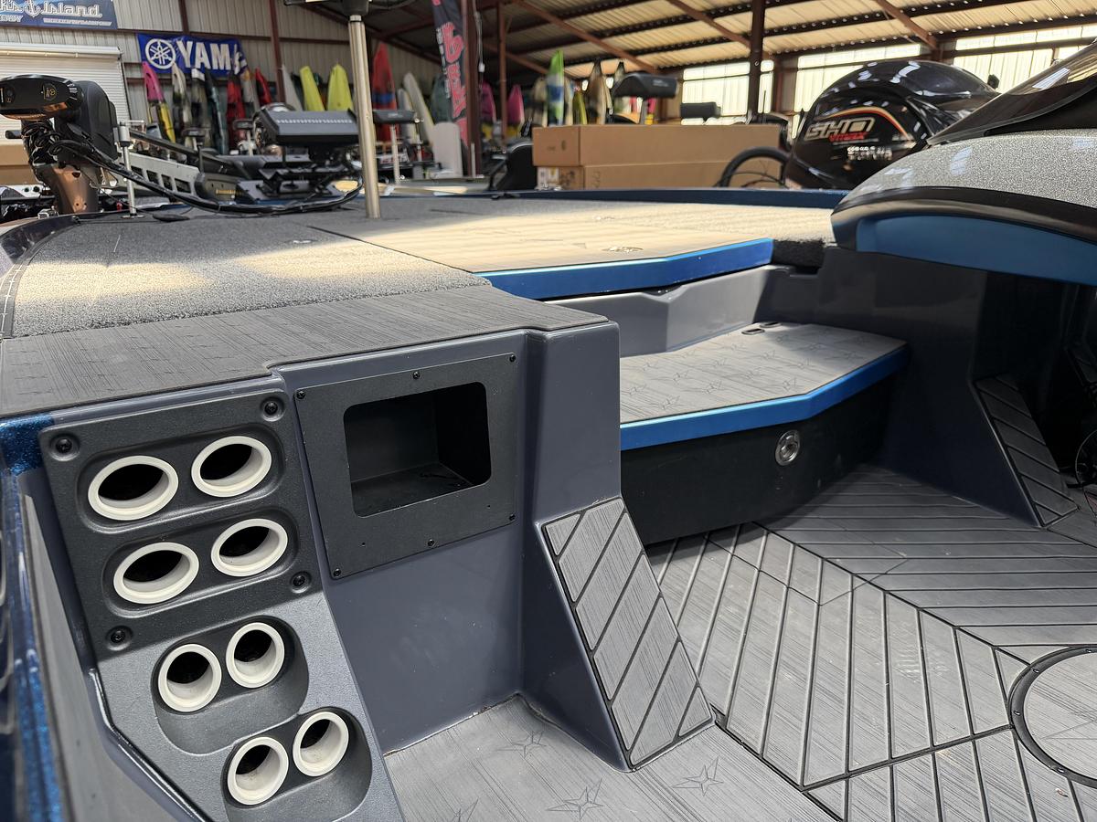 Used 2021 Vexus VX20