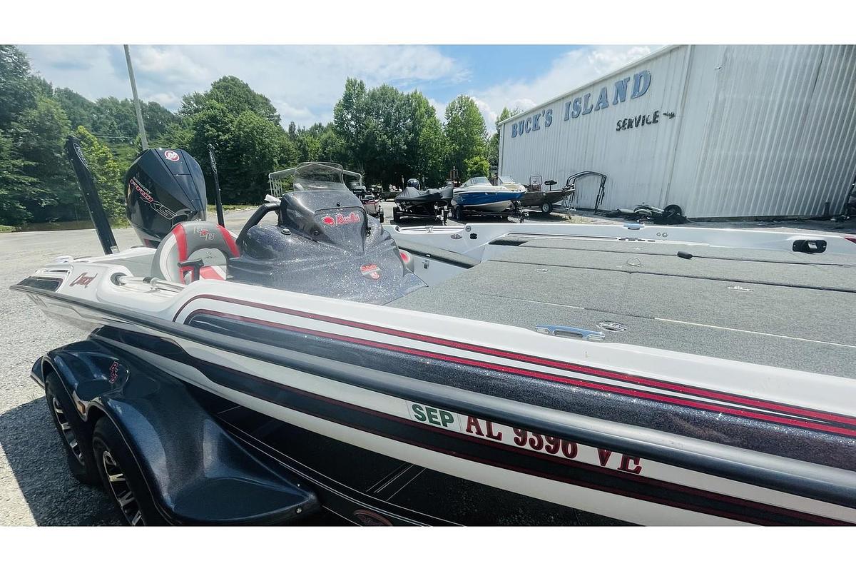 Used 2021 Bass Cat Caracal