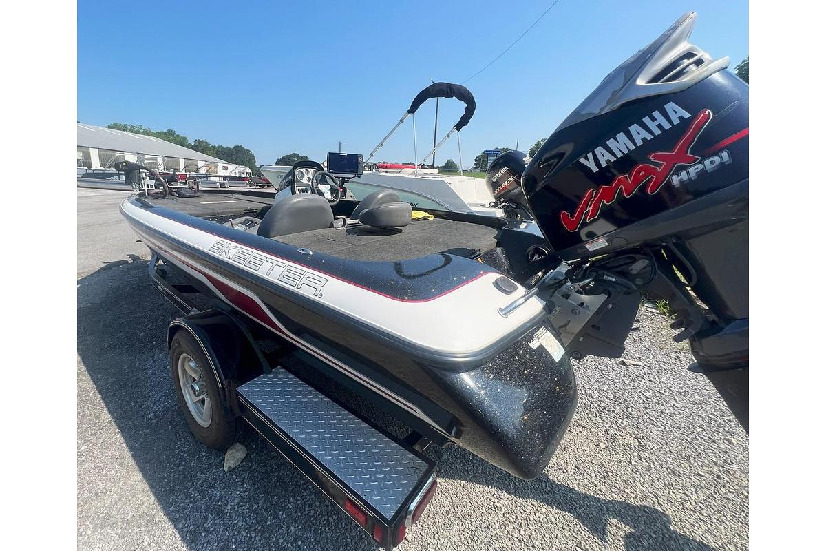 Used 2010 Skeeter ZX180